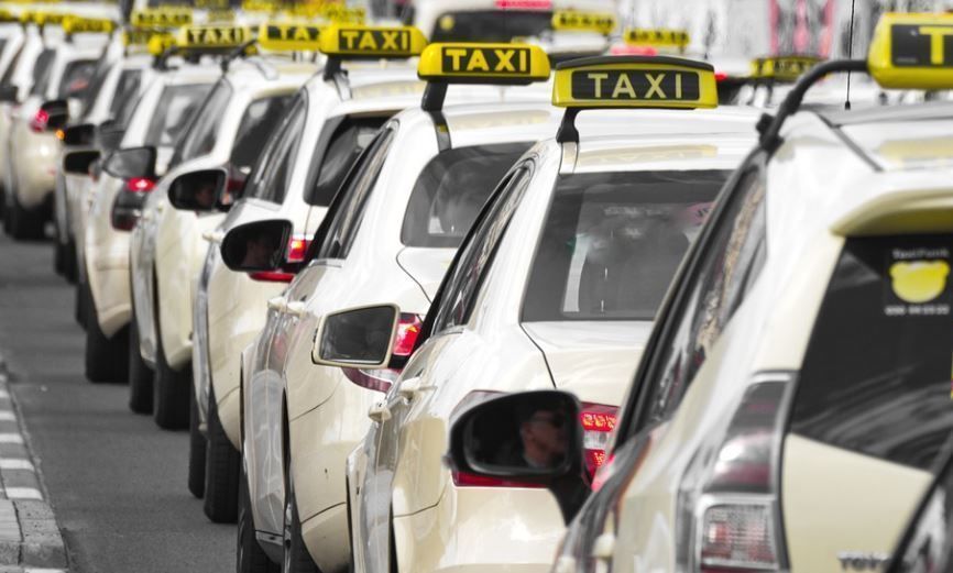 Жители Перми смогут воспользоваться бесплатным такси при покупках в «Ленте»